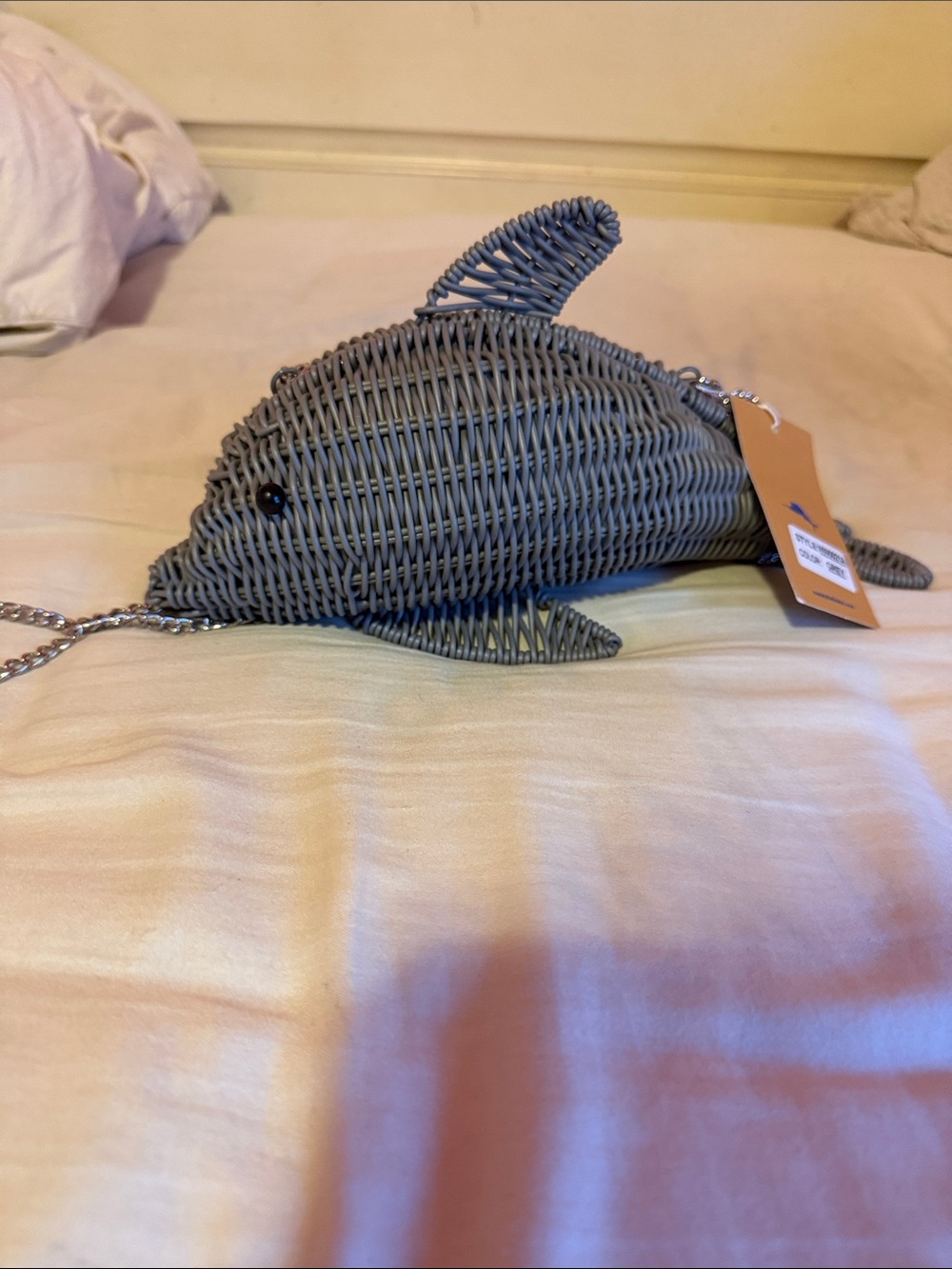 NWT Viral Tommy Bahama Dolphin Wicker Crossbody Bag in Gray